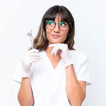 İmplant Öncesi ve Sonrası Hastaların Sık Sorulan Soruları